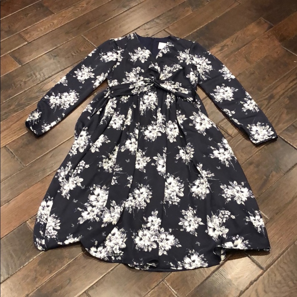 NWOT Gal Meets Glam Navy Floral Long Sleeve Dress